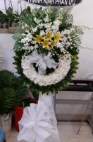 HV243 Lẵng hoa viếng tang Quận 8 TpHCM