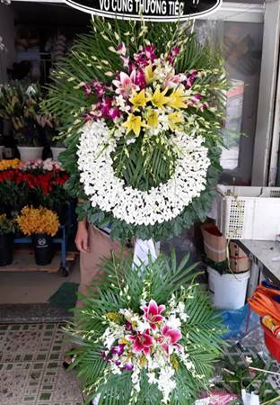 HV239 Mẫu vòng hoa viếng tang lễ xã Cửu An An Khê Gia Lai