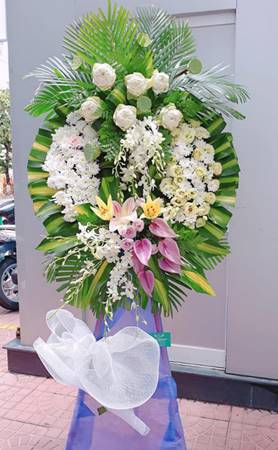 HV203 Vòng hoa đám tang đẹp phường Long Tâm Bà Rịa
