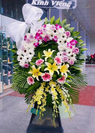 HV200 Lẵng hoa viếng đám ma thành phố Hải Dương