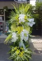 HV224 Vòng hoa tươi đám tang phường Cát Dài Lê Chân Hải Phòng