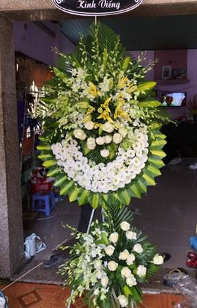 HV229 Vòng hoa viếng đám ma phường Đồng Hòa Kiến An Hải Phòng