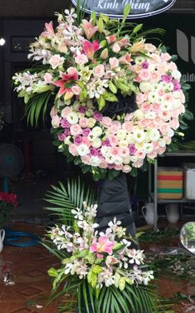 HV227 Ảnh vòng hoa tang xã Song Khê Bắc Giang