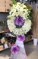 HV211 Vòng hoa cườm đám tang phường 3 Quận 6